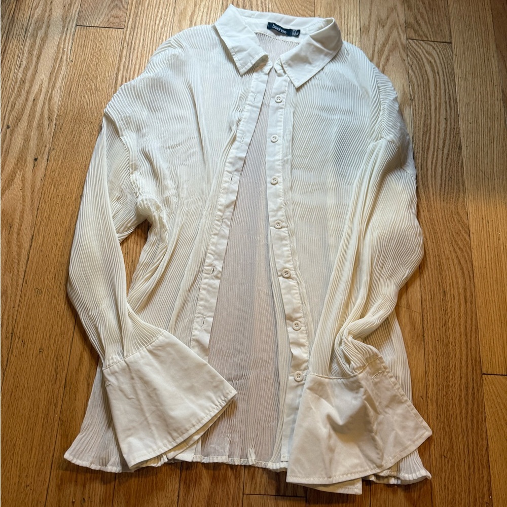 Boohoo plisse Button-Up Blouse